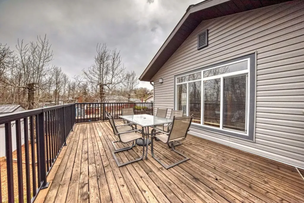63 Sands Street Rochon Sands AB T0C3B0