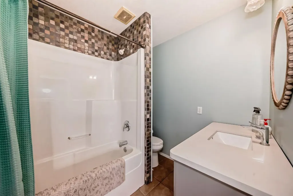 63 Sands Street Rochon Sands AB T0C3B0