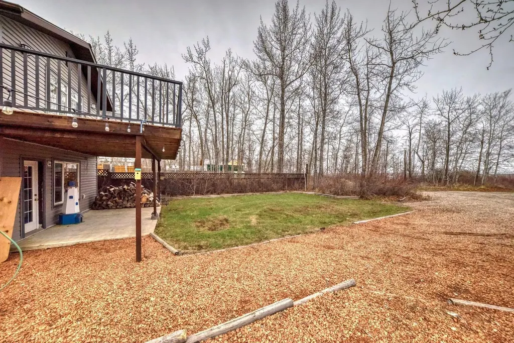 63 Sands Street Rochon Sands AB T0C3B0