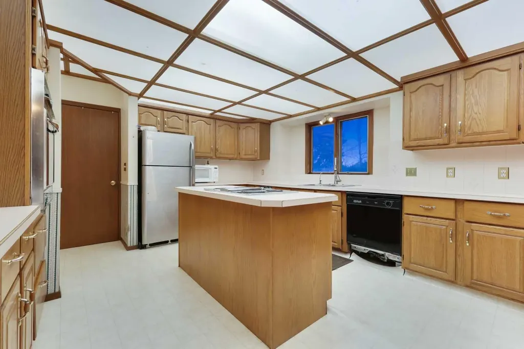 281141 Township Road 274 Rural Rocky View County AB T4A 2S3