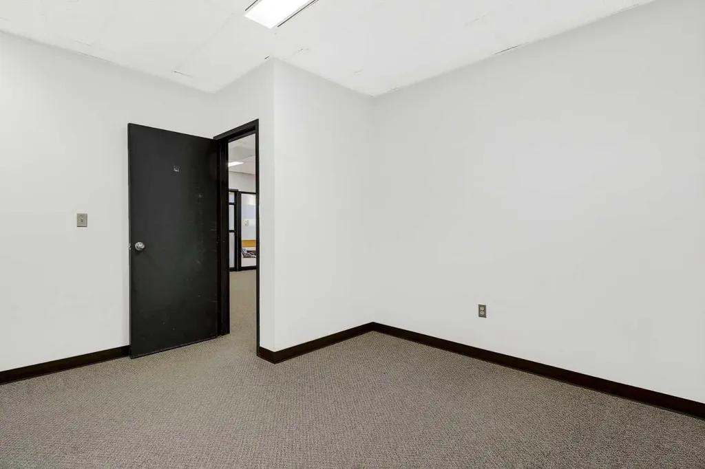 11039 78 Avenue Grande Prairie AB T8W 2J7