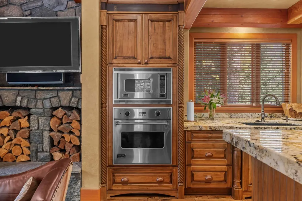 163 Cairns Landing Canmore AB T1W 3J9