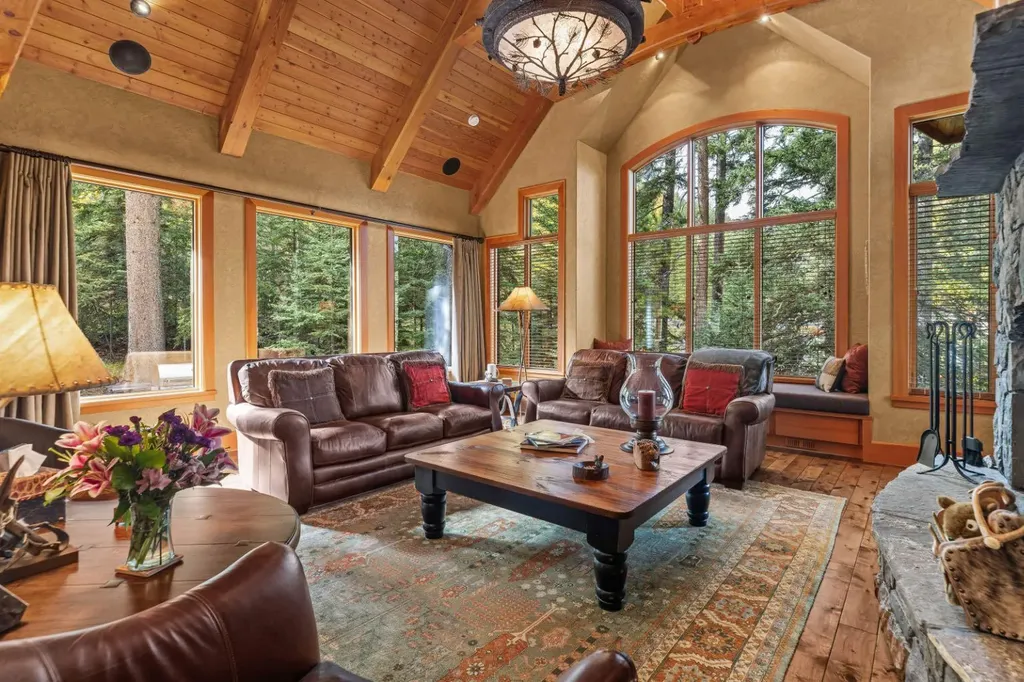 163 Cairns Landing Canmore AB T1W 3J9