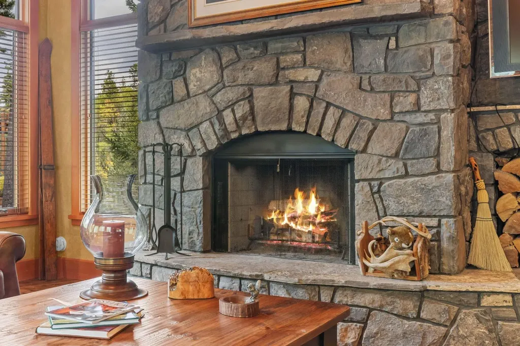 163 Cairns Landing Canmore AB T1W 3J9