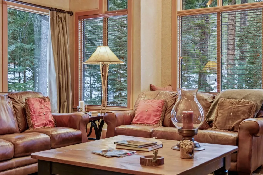 163 Cairns Landing Canmore AB T1W 3J9