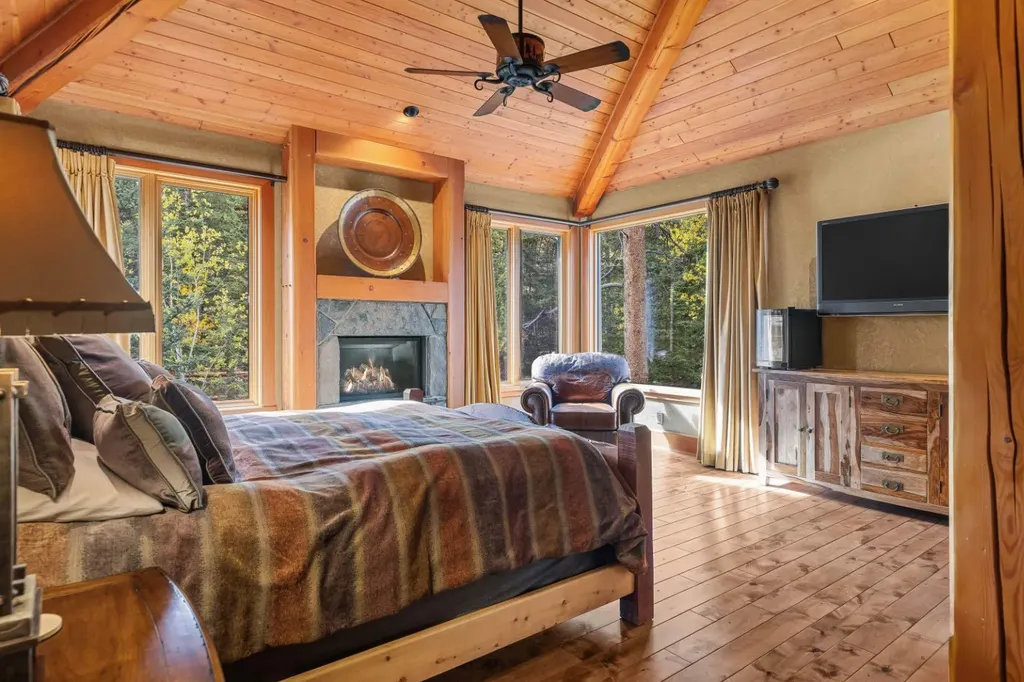 163 Cairns Landing Canmore AB T1W 3J9