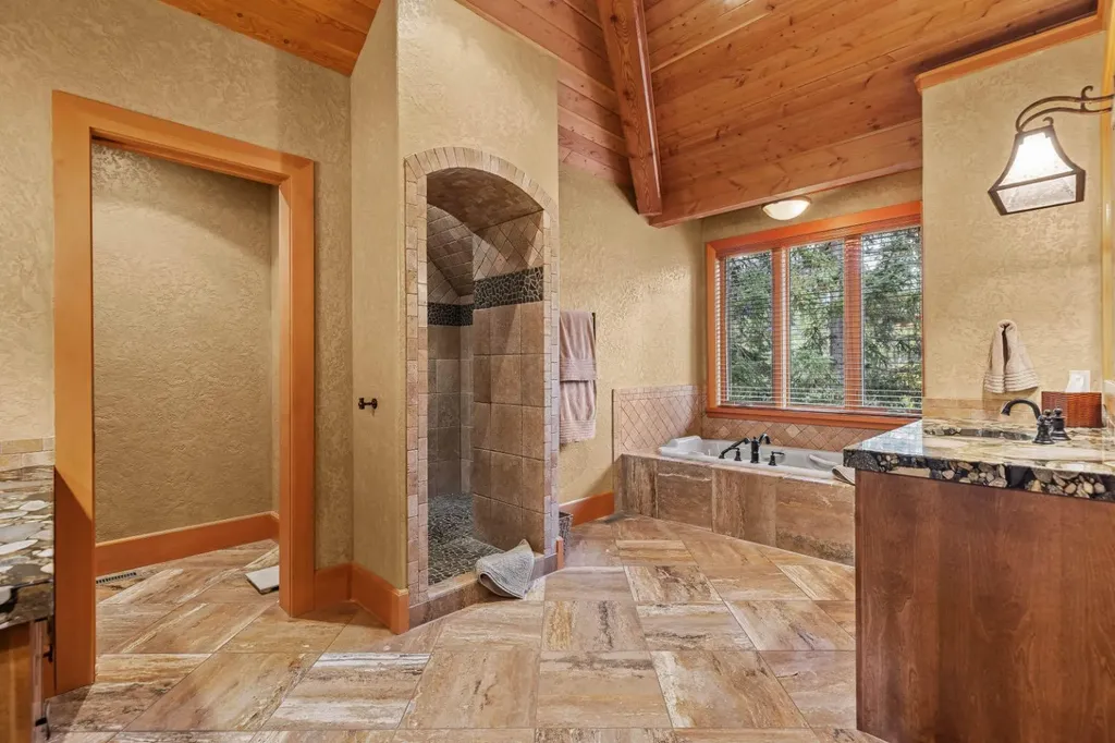 163 Cairns Landing Canmore AB T1W 3J9