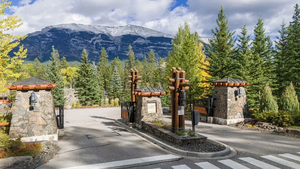 163 Cairns Landing Canmore AB T1W 3J9