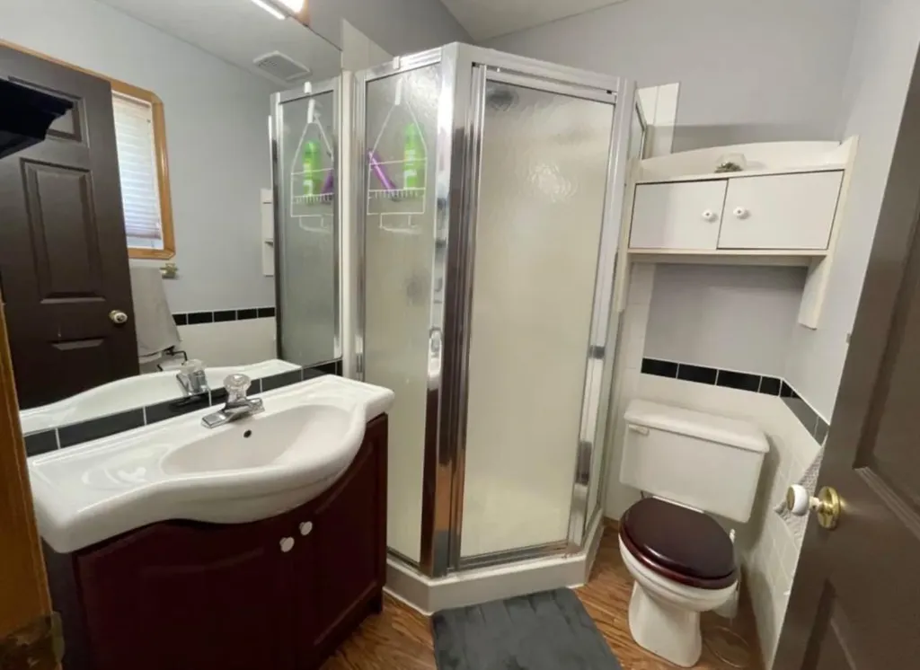 90 Park Drive Whitecourt AB T7S 1S4