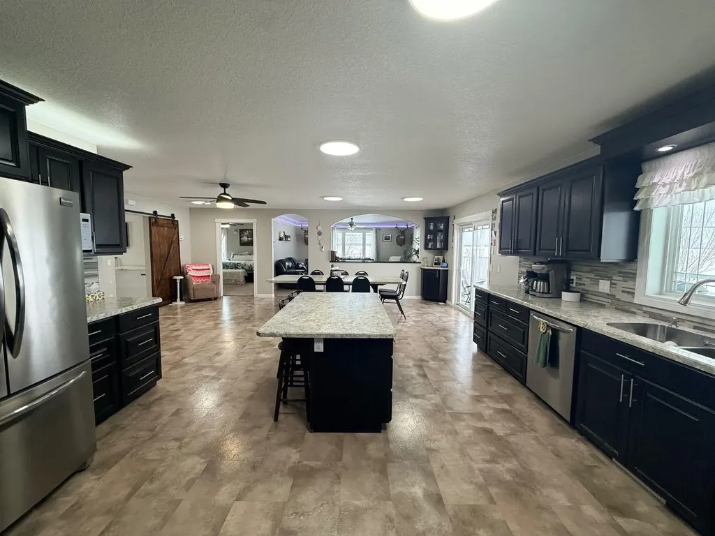 104244 Rge Road 182 La Crete AB T0H2H0