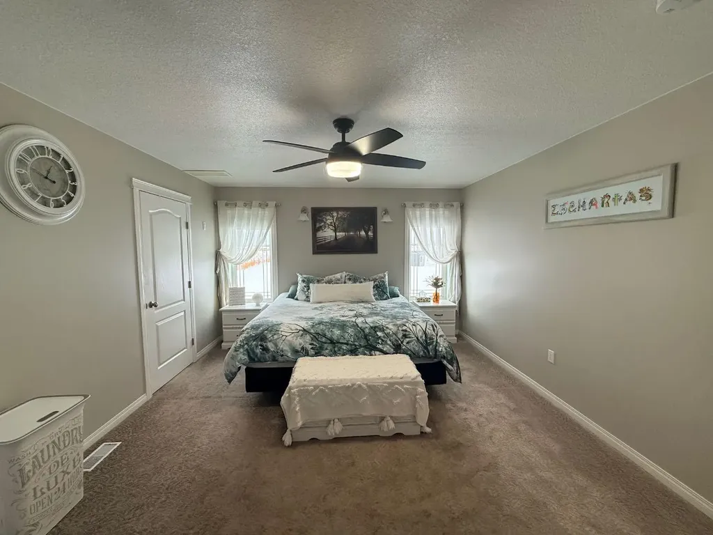 104244 Rge Road 182 La Crete AB T0H2H0