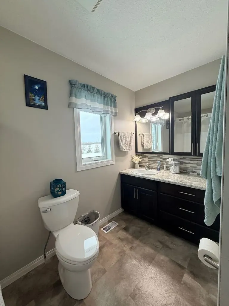 104244 Rge Road 182 La Crete AB T0H2H0