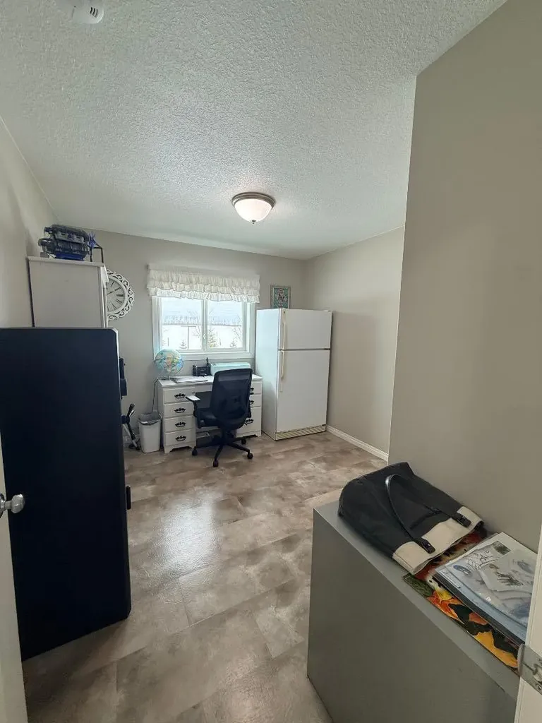 104244 Rge Road 182 La Crete AB T0H2H0