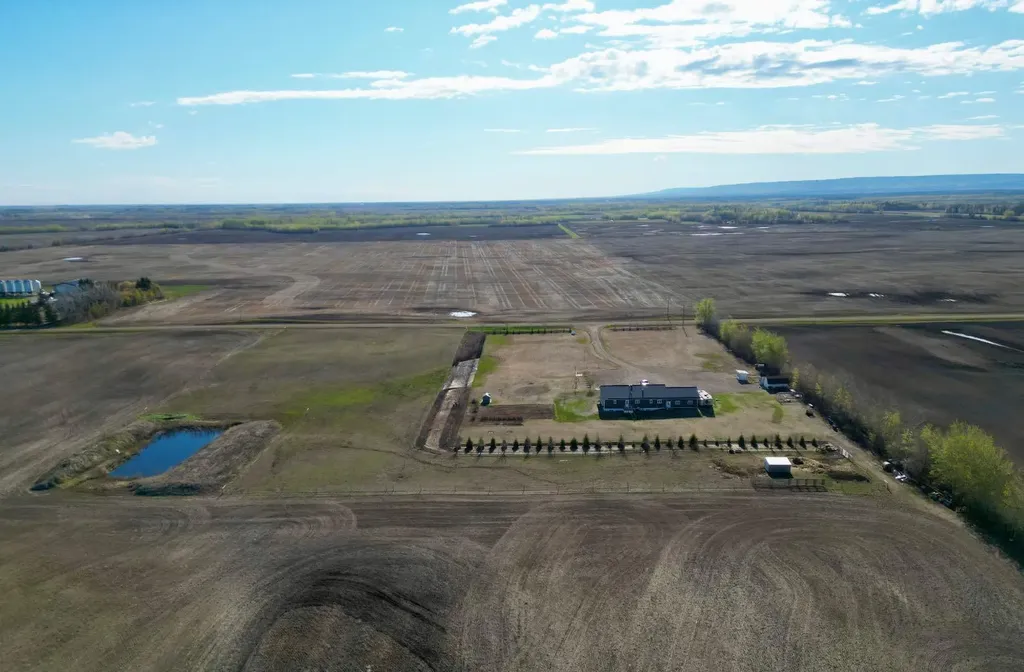 104244 Rge Road 182 La Crete AB T0H2H0