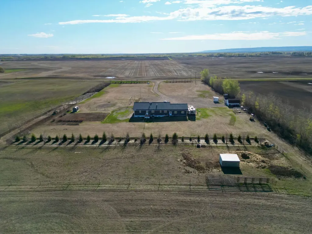 104244 Rge Road 182 La Crete AB T0H2H0