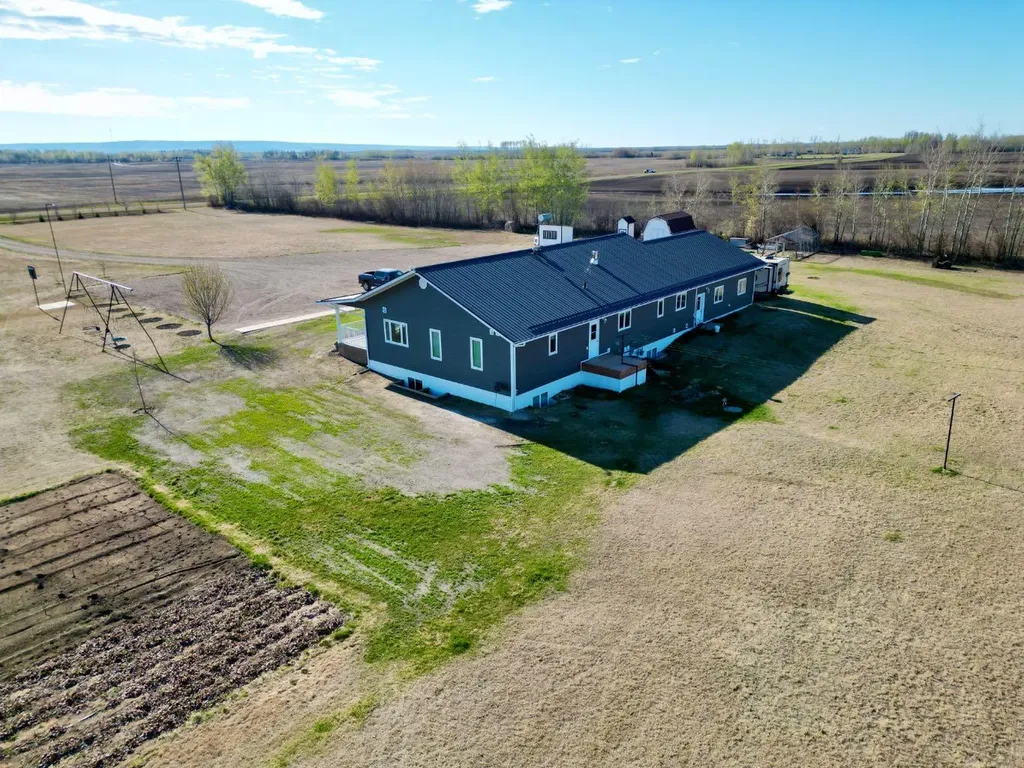 104244 Rge Road 182 La Crete AB T0H2H0