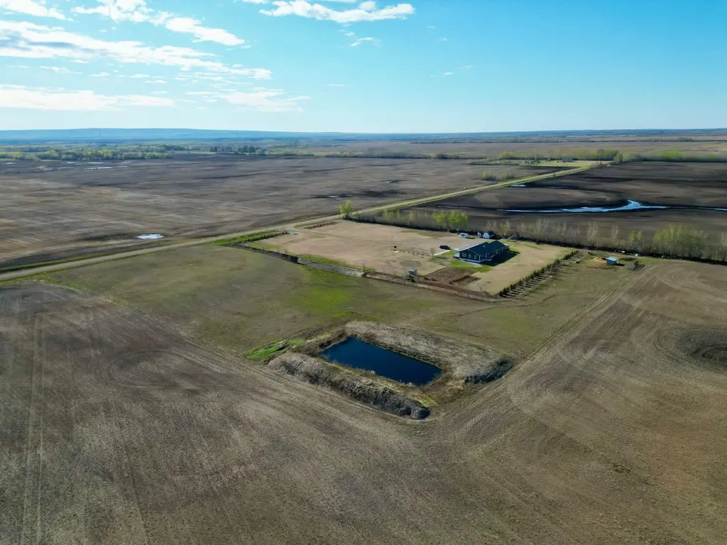 104244 Rge Road 182 La Crete AB T0H2H0