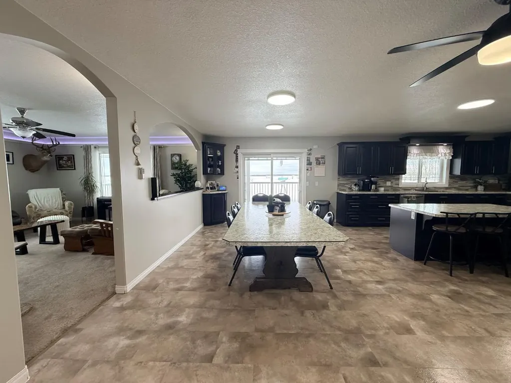 104244 Rge Road 182 La Crete AB T0H2H0