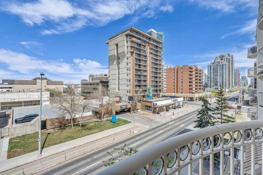 1315 12 Avenue SW Calgary AB T3C 0P6
