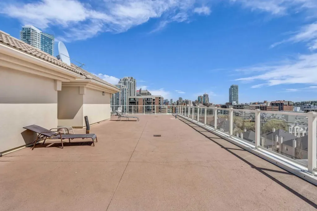 1315 12 Avenue SW Calgary AB T3C 0P6
