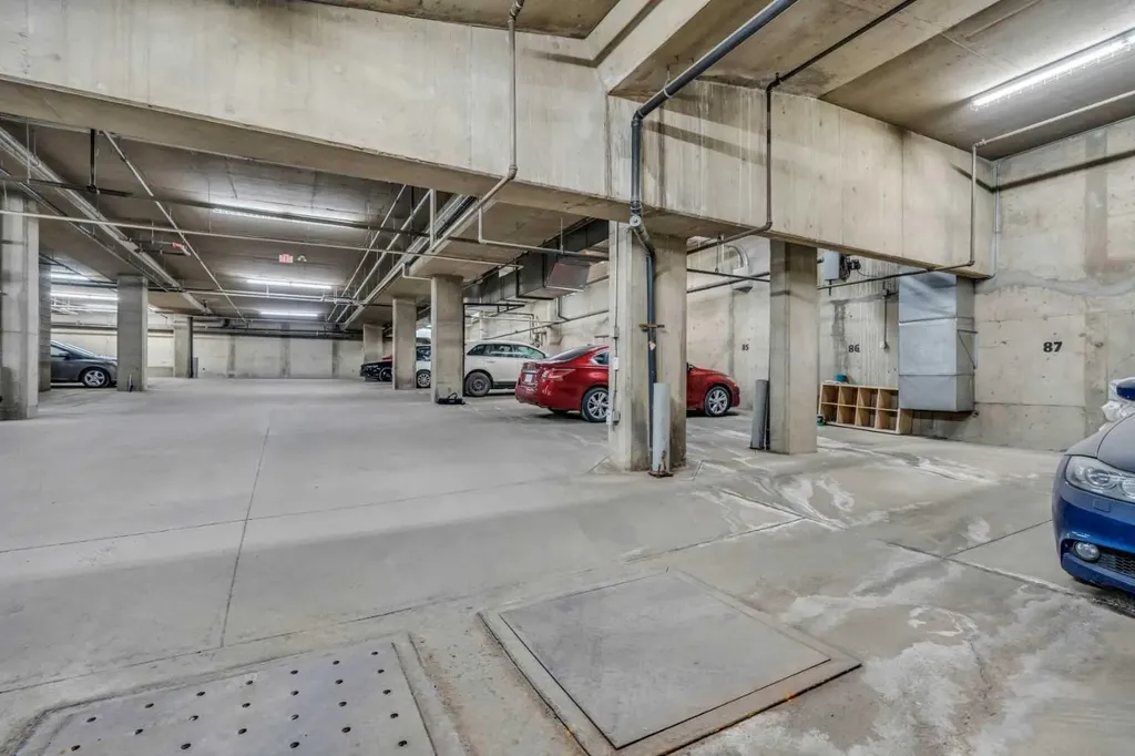 1315 12 Avenue SW Calgary AB T3C 0P6
