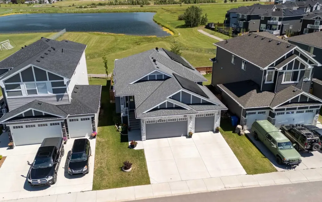 1483 Aldrich Place Carstairs AB T0M0N0