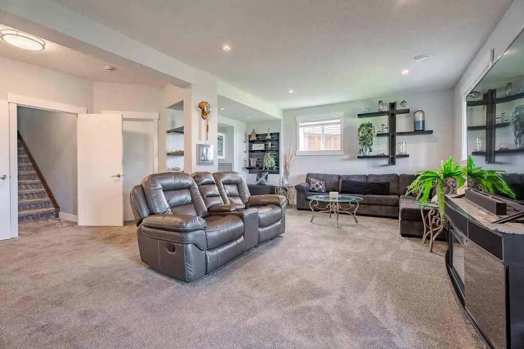 1483 Aldrich Place Carstairs AB T0M0N0