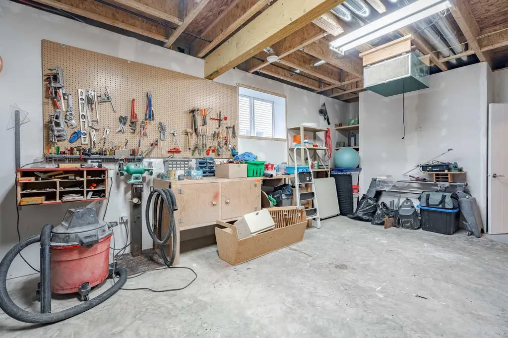 1483 Aldrich Place Carstairs AB T0M0N0