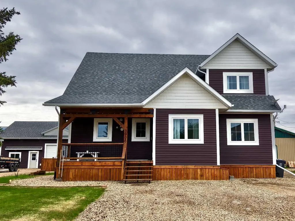 9908 101 Street Nampa AB T0H 2R0