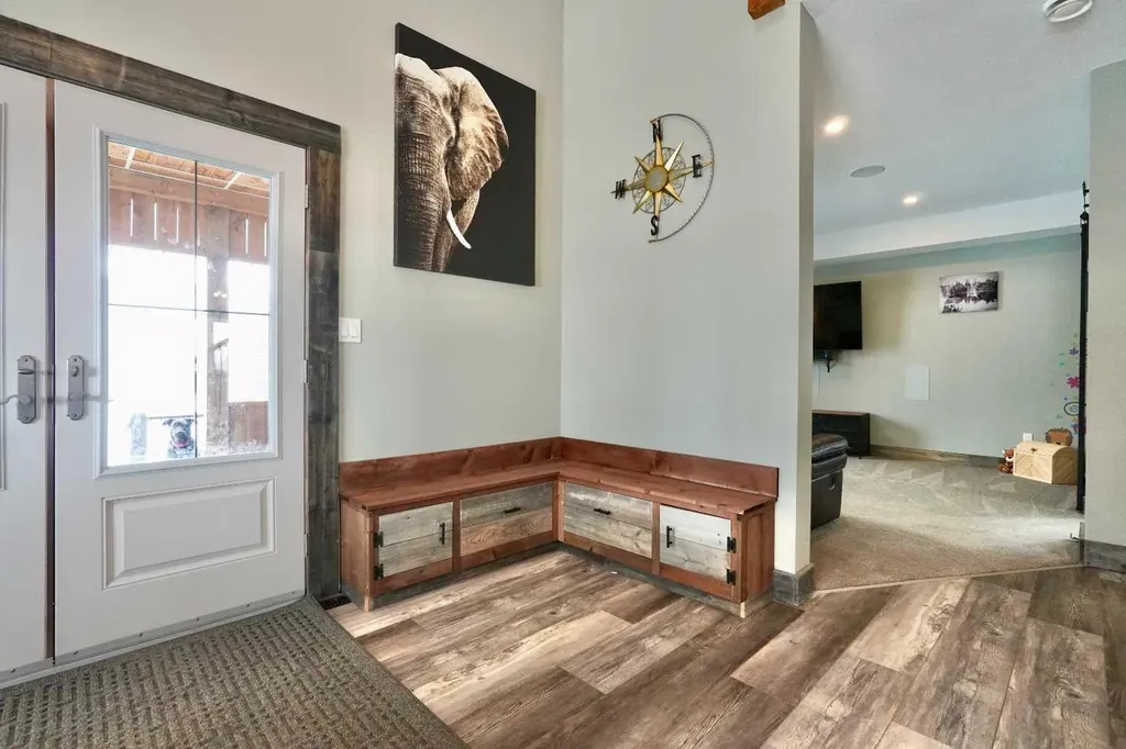 9908 101 Street Nampa AB T0H 2R0