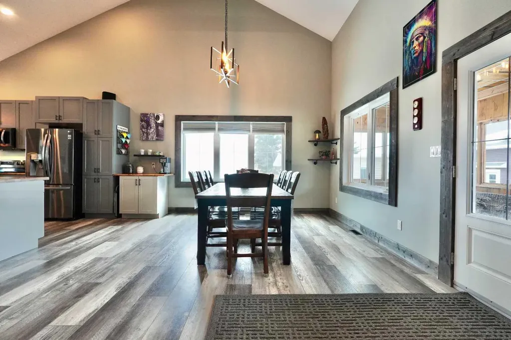 9908 101 Street Nampa AB T0H 2R0