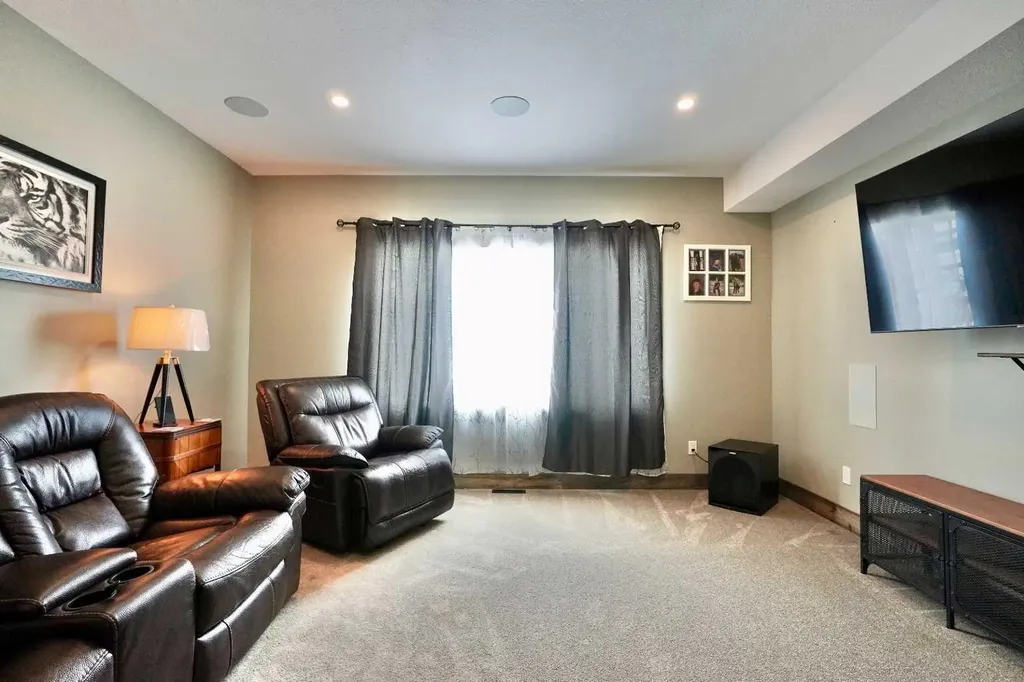9908 101 Street Nampa AB T0H 2R0