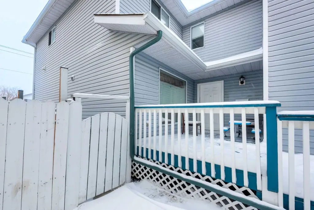 3810 Catalina Boulevard NE Calgary AB T1Y6Y3