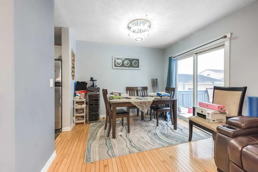 3810 Catalina Boulevard NE Calgary AB T1Y6Y3