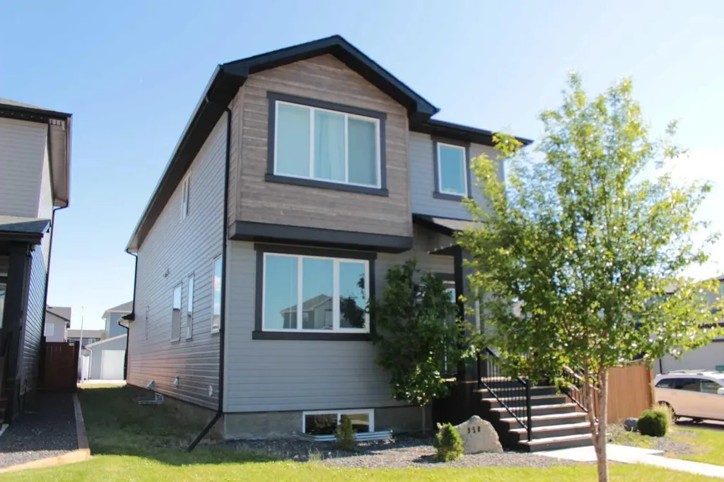 958 41 Avenue N Lethbridge AB T1H 7G9