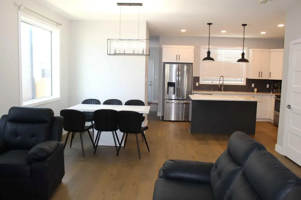 958 41 Avenue N Lethbridge AB T1H 7G9