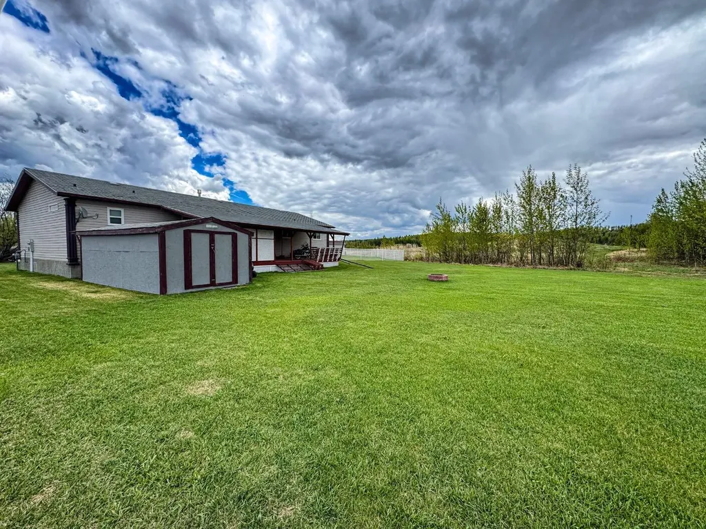 23 Keystone Place Whitecourt AB T7S 0B2