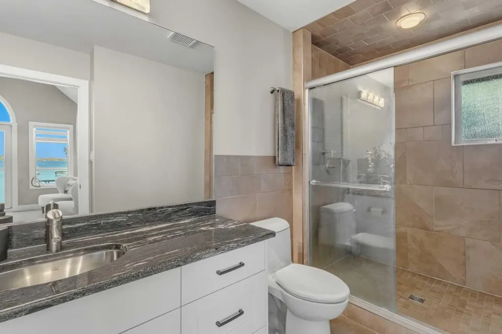 398 Marina Bay Place Sylvan Lake AB T4S1E9