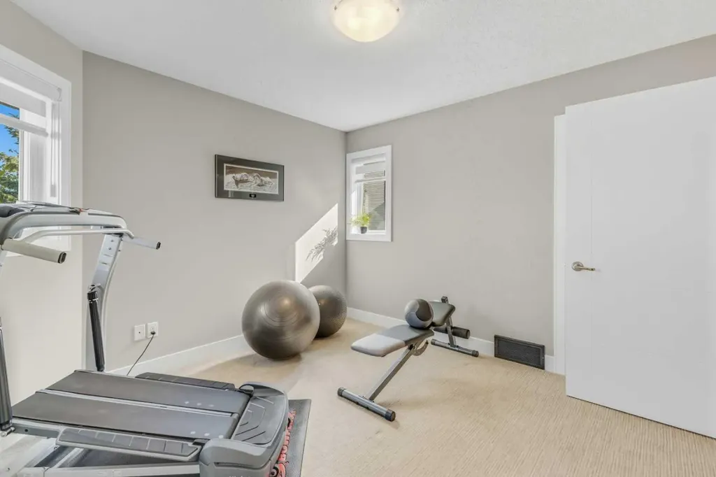 398 Marina Bay Place Sylvan Lake AB T4S1E9