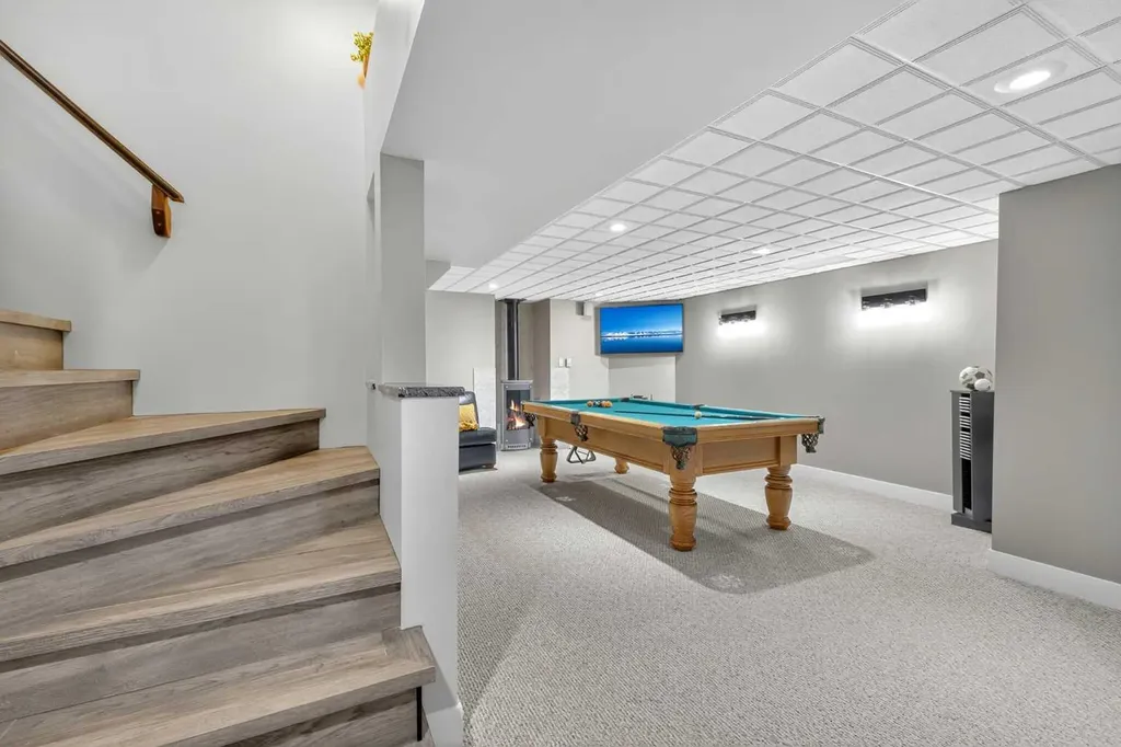 398 Marina Bay Place Sylvan Lake AB T4S1E9