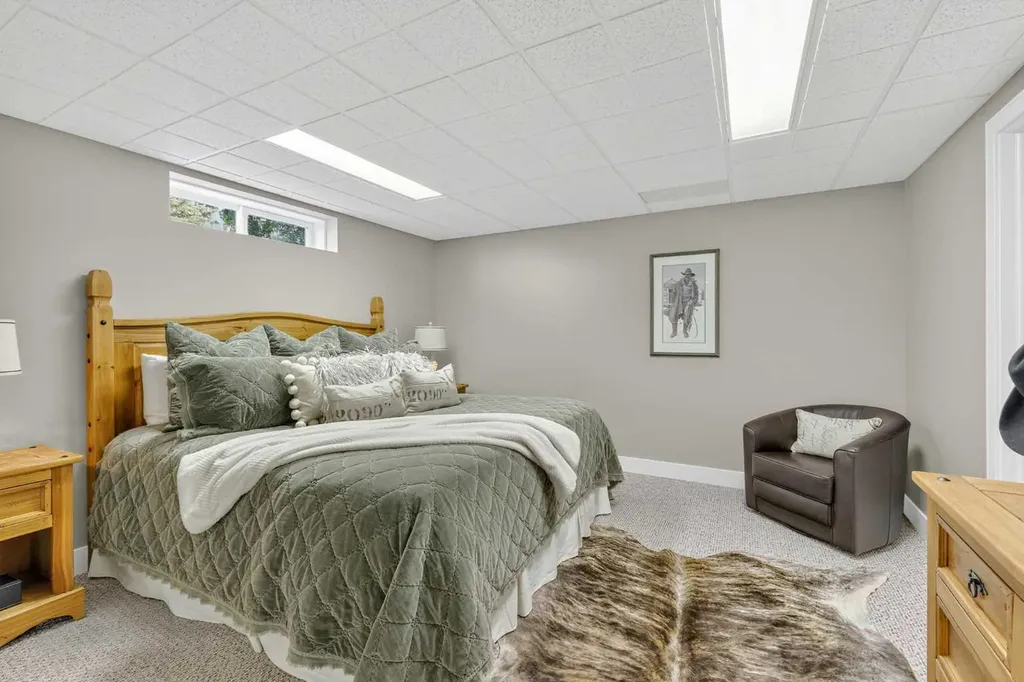 398 Marina Bay Place Sylvan Lake AB T4S1E9