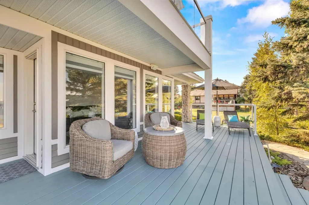 398 Marina Bay Place Sylvan Lake AB T4S1E9