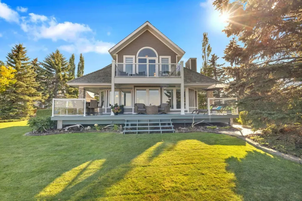 398 Marina Bay Place Sylvan Lake AB T4S1E9