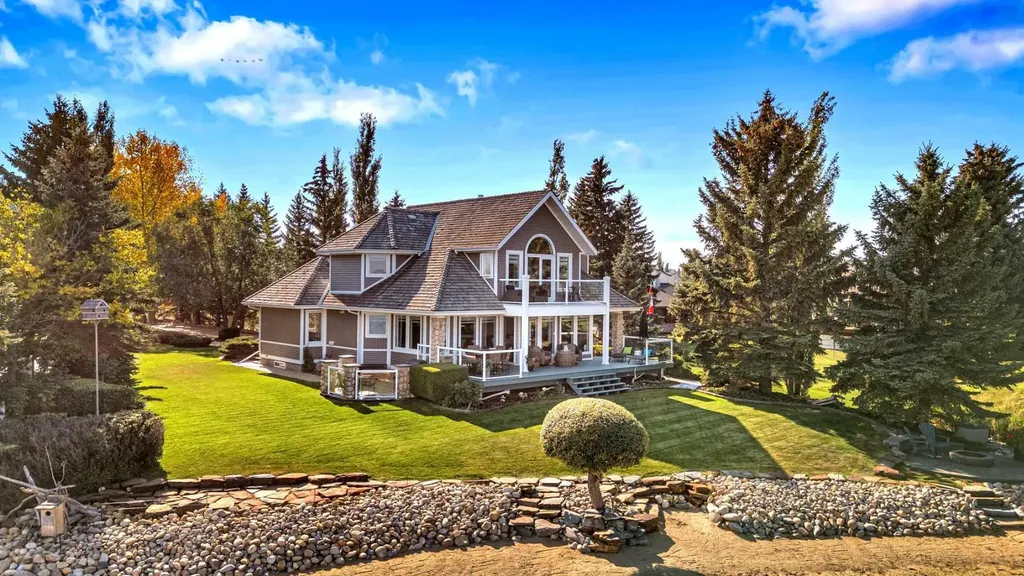 398 Marina Bay Place Sylvan Lake AB T4S1E9