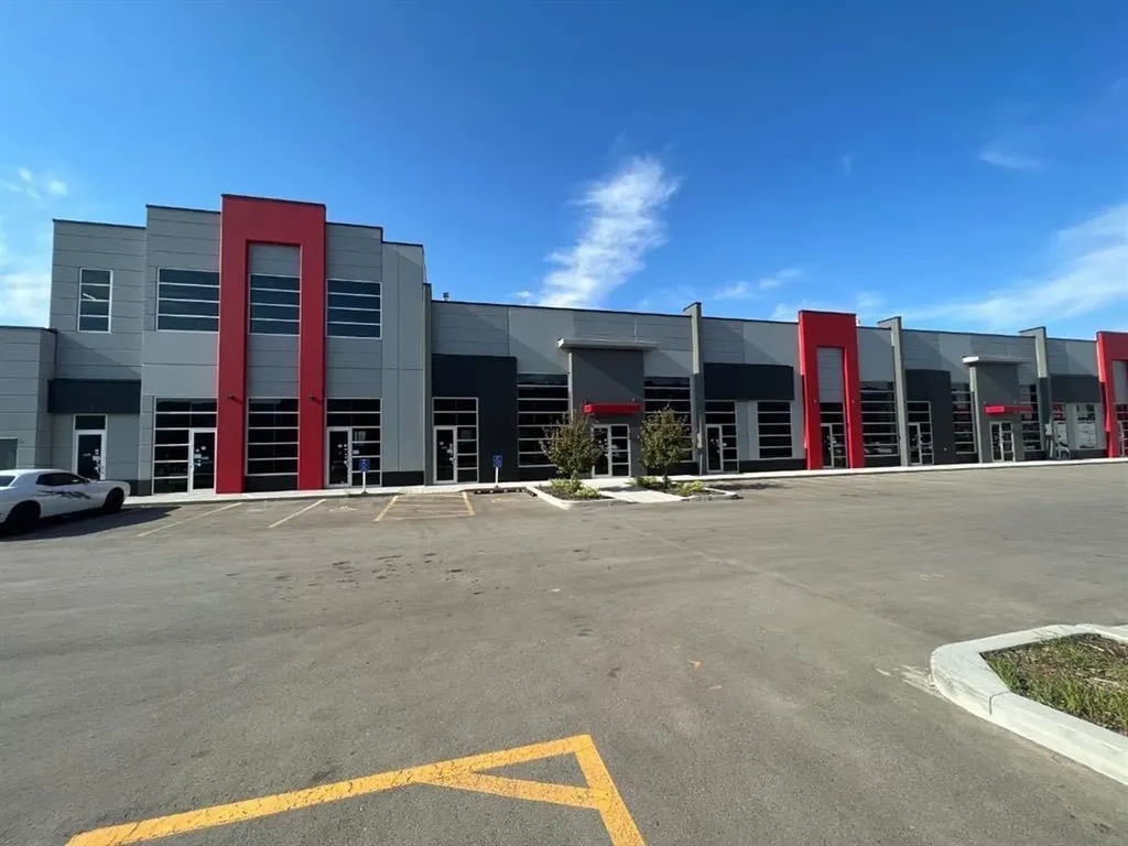 6520 36 Street NE Calgary AB T3J 2L3