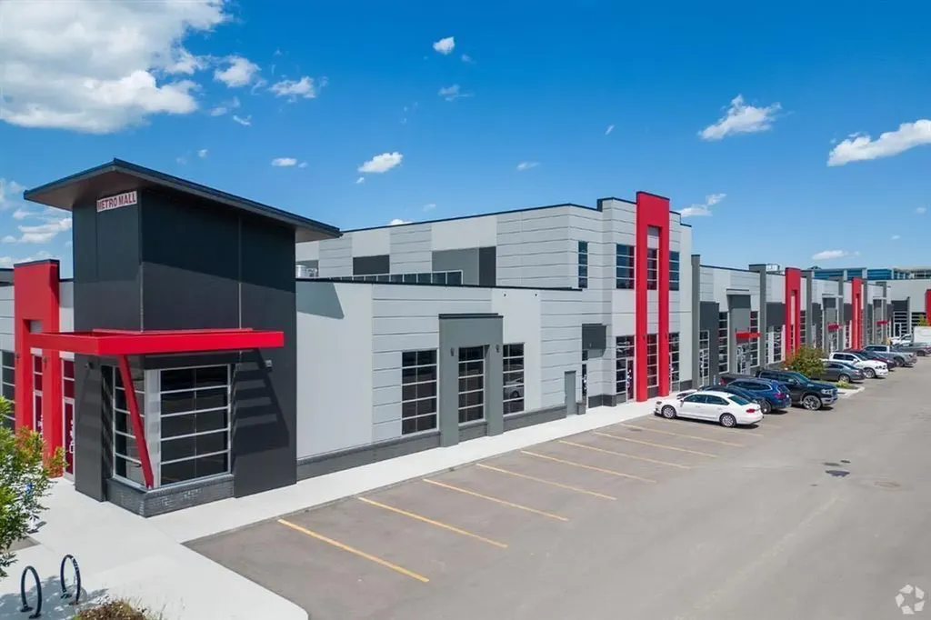6520 36 Street NE Calgary AB T3J 2L3