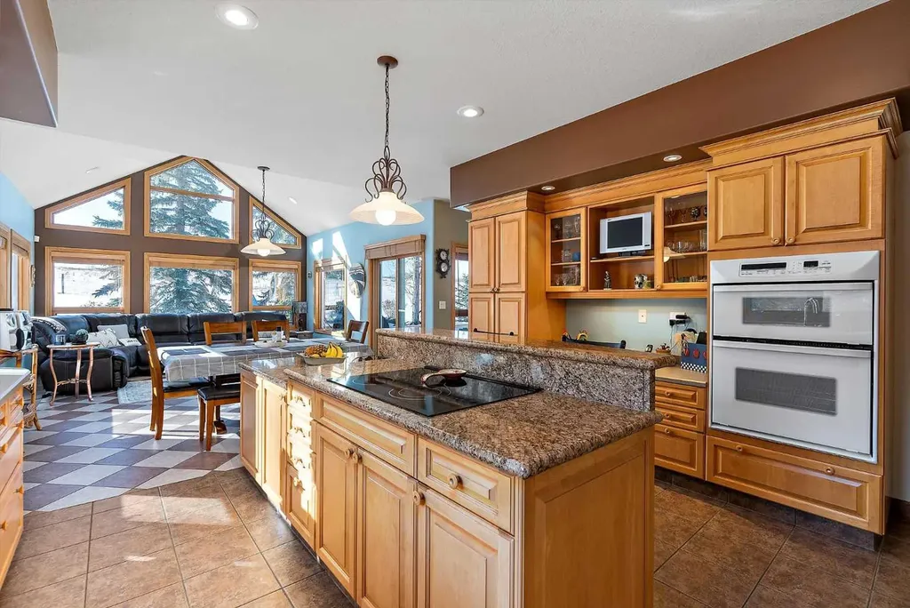 248 Lakeshore Drive Grandview AB T0C 2V0