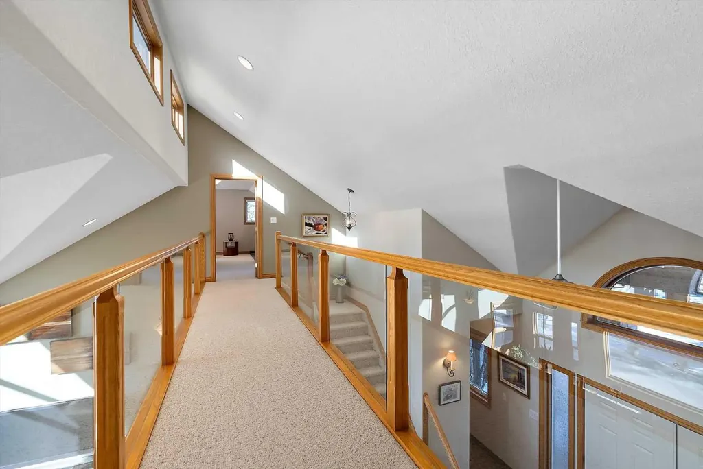 248 Lakeshore Drive Grandview AB T0C 2V0