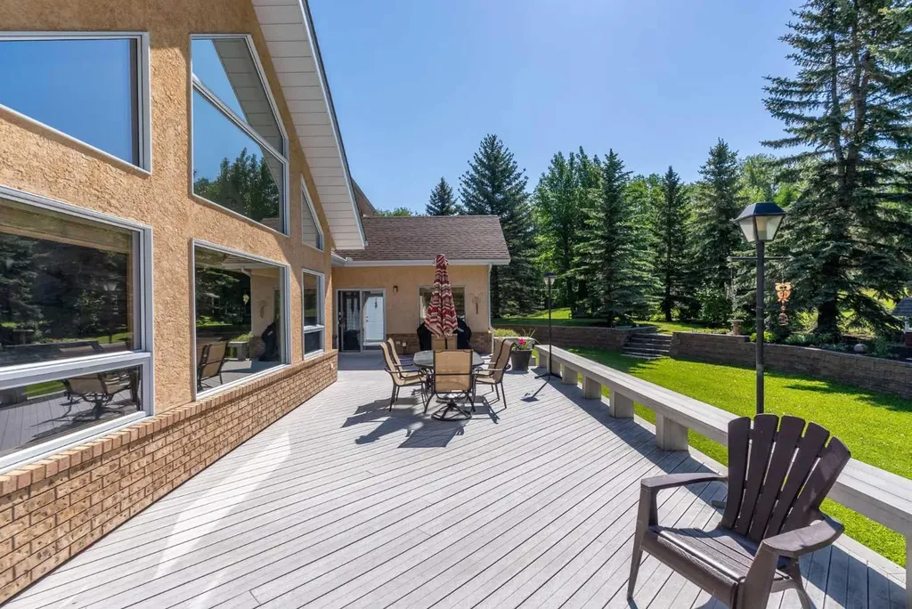 248 Lakeshore Drive Grandview AB T0C 2V0