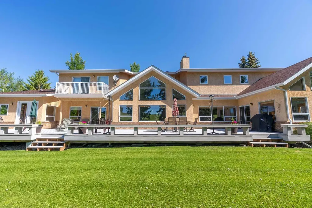 248 Lakeshore Drive Grandview AB T0C 2V0